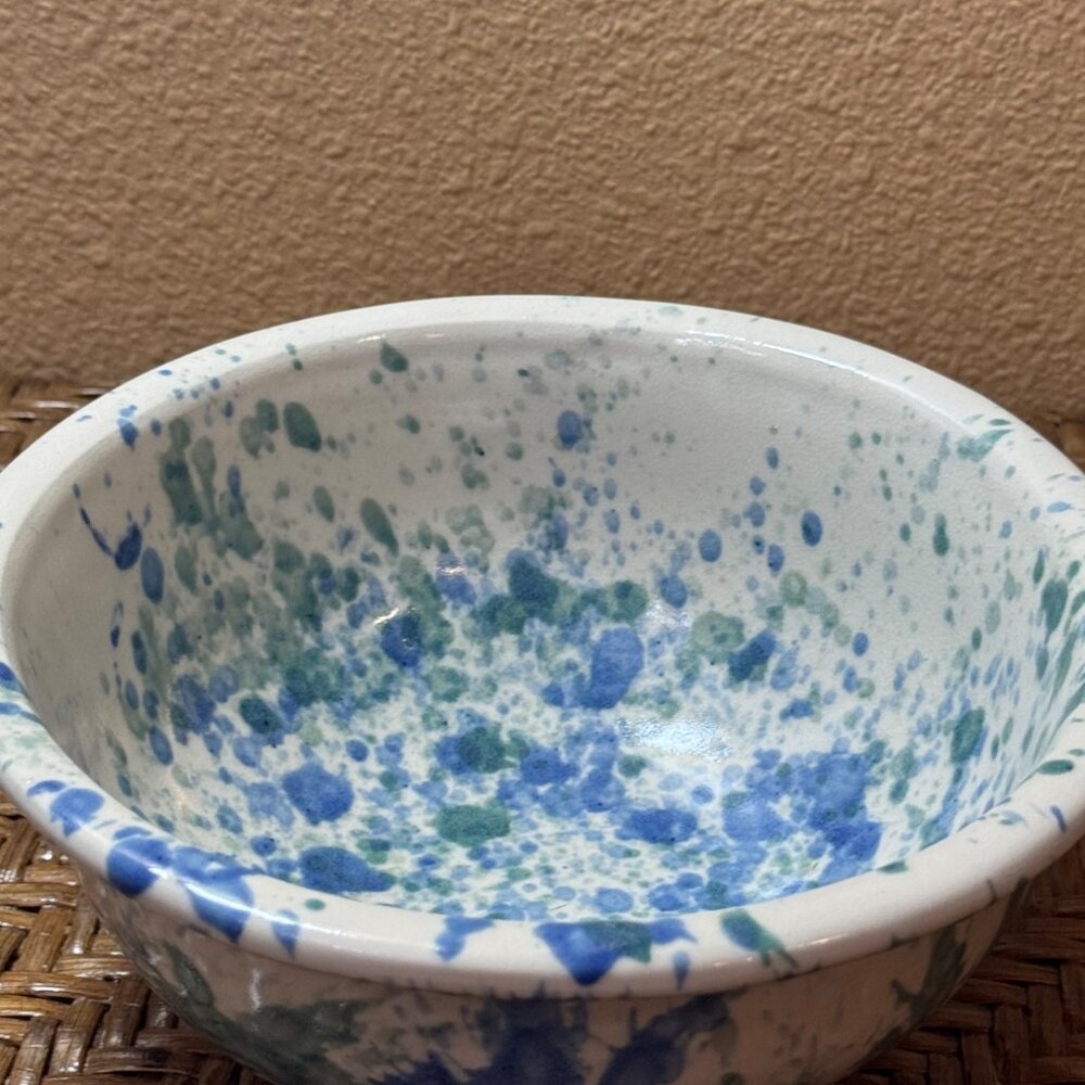 Vintage Blue & Green Speckled Sponge Painted Ceramic Bowl 3" Tall/ 7.5" Round - Picture 4 of 7